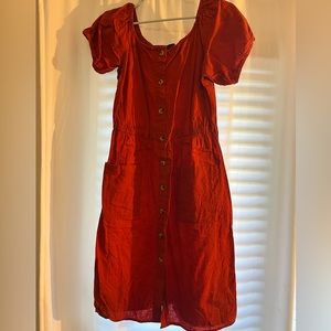 Stand out in orange 🍊